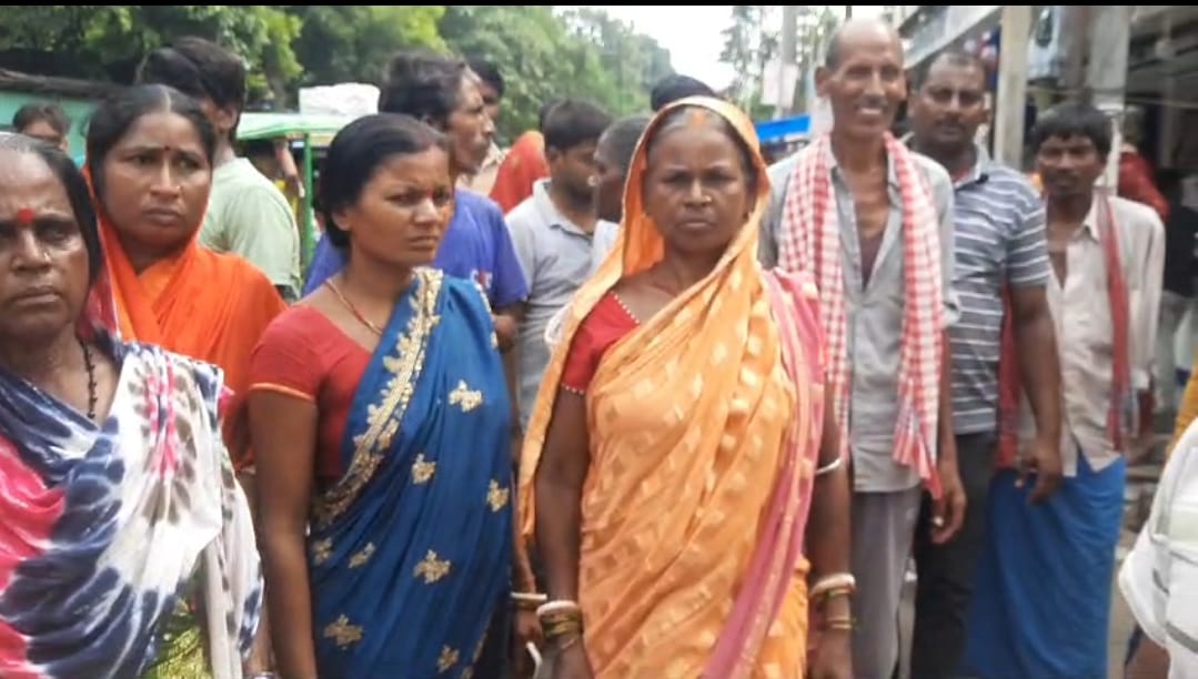 सब्जी फल दुकानदार अनिश्चितकालीन हड़ताल पर, नवरात्री पूजा करने वाले भक्तों को परेशानी